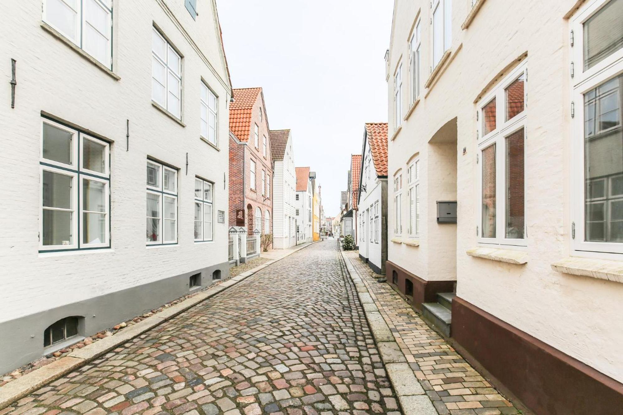 Apartmenthaus Theodor Storm Daemmerstunde Husum  Zewnętrze zdjęcie